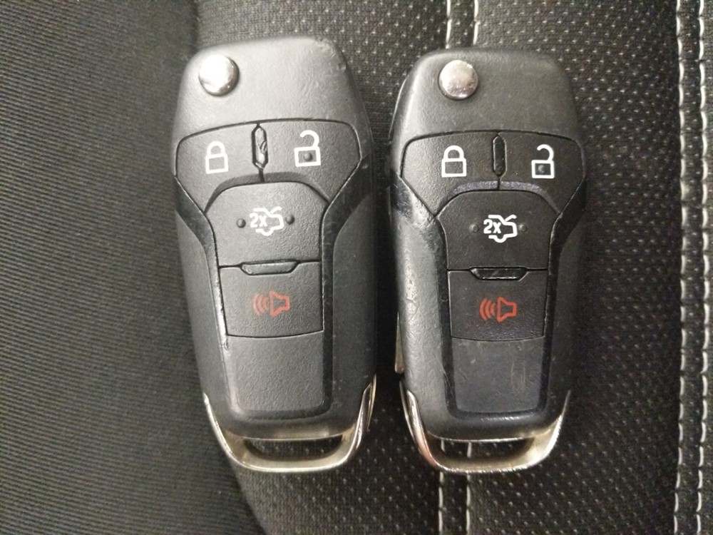 2015 Ford Fusion - Keys
