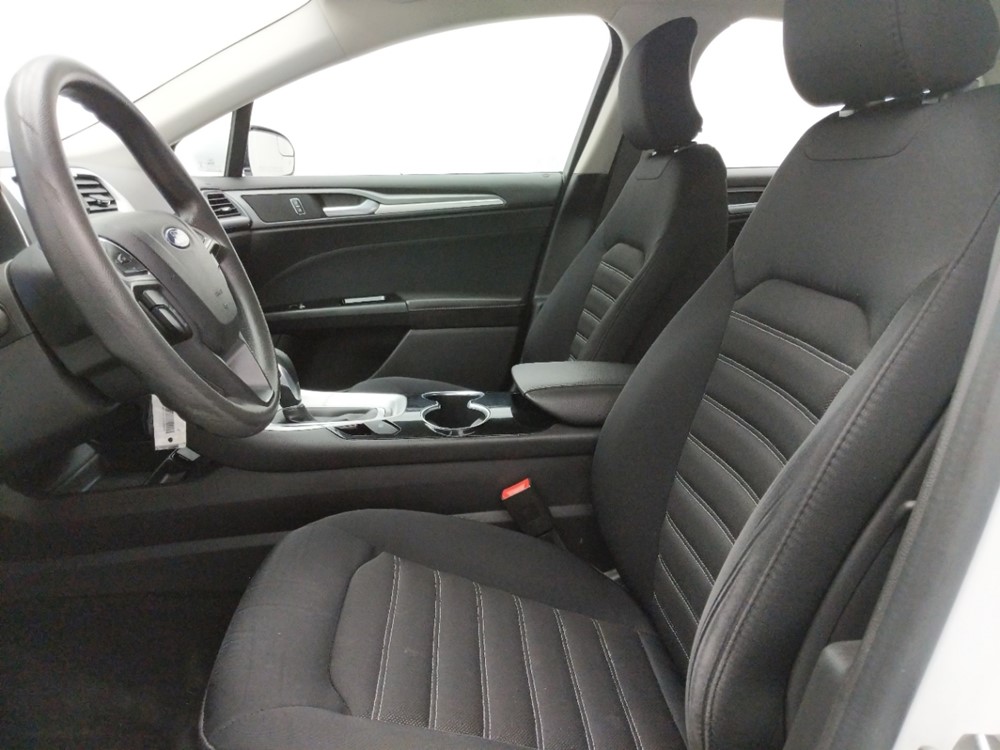 2015 Ford Fusion - Driver Front Seat