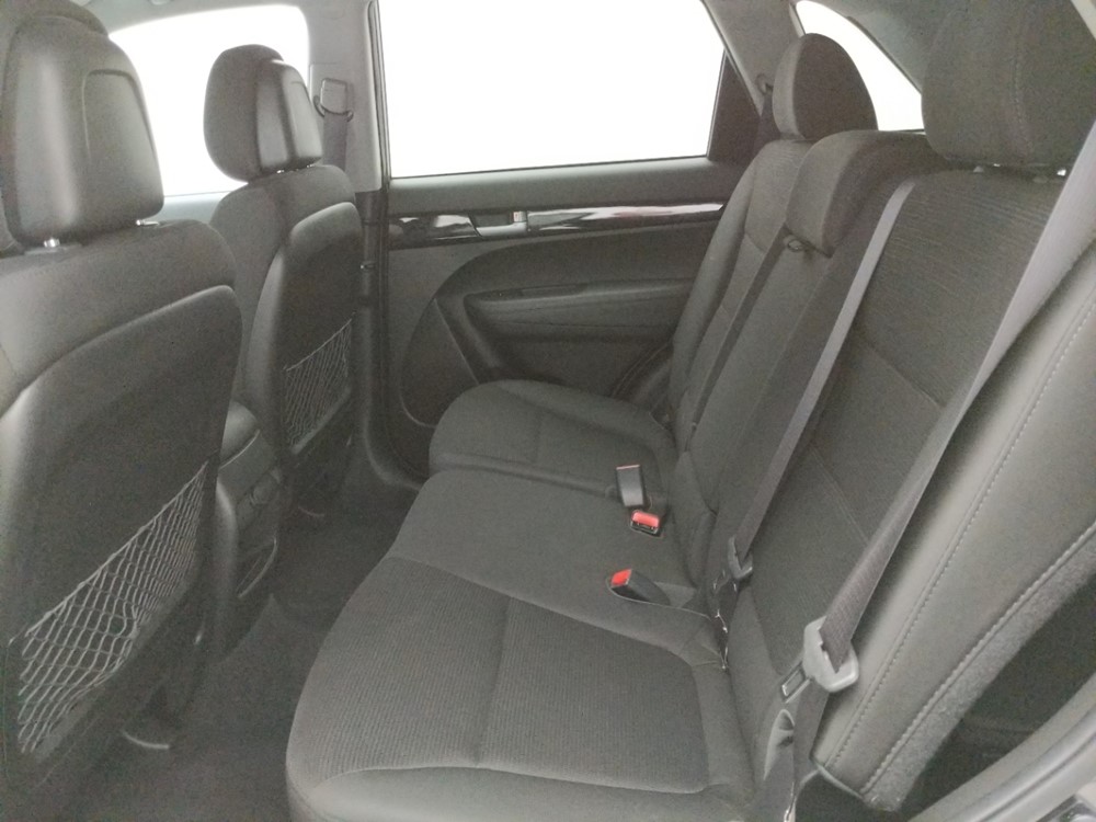 2015 Kia Sorento - Driver Rear Seat