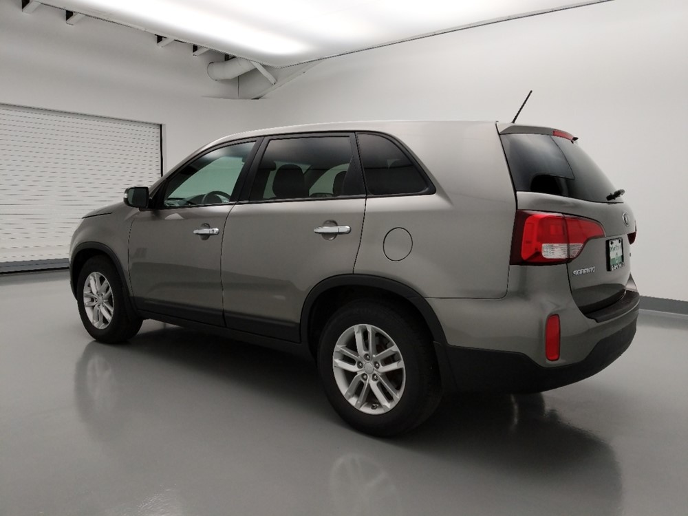 2015 Kia Sorento - Driver Rear Side