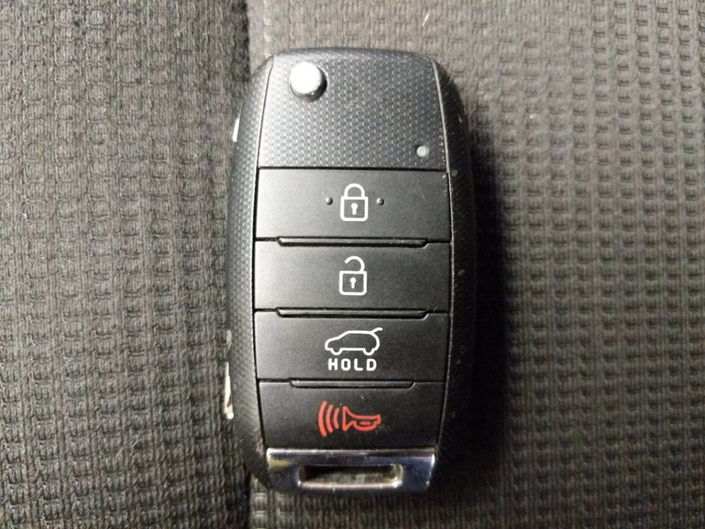 2015 Kia Sorento - Keys