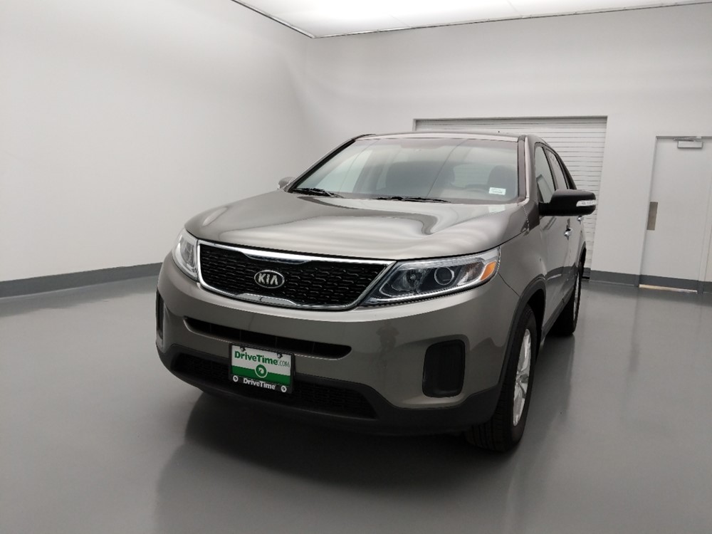 2015 Kia Sorento - Driver Front Hood