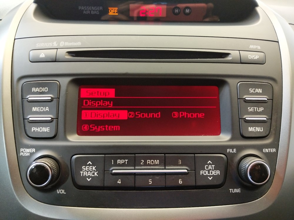 2015 Kia Sorento - Stereo Package