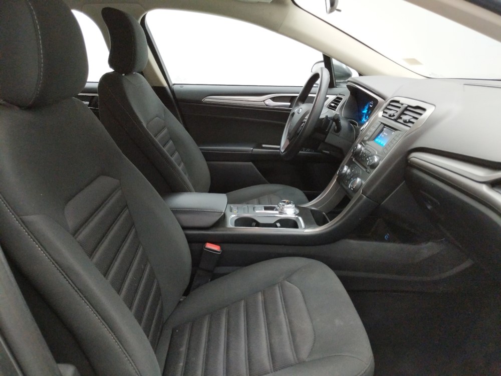 2017 Ford Fusion - Passenger Front Seat