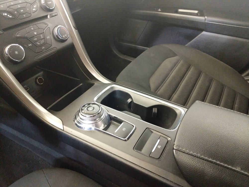 2017 Ford Fusion - Center Console/Cup Holders