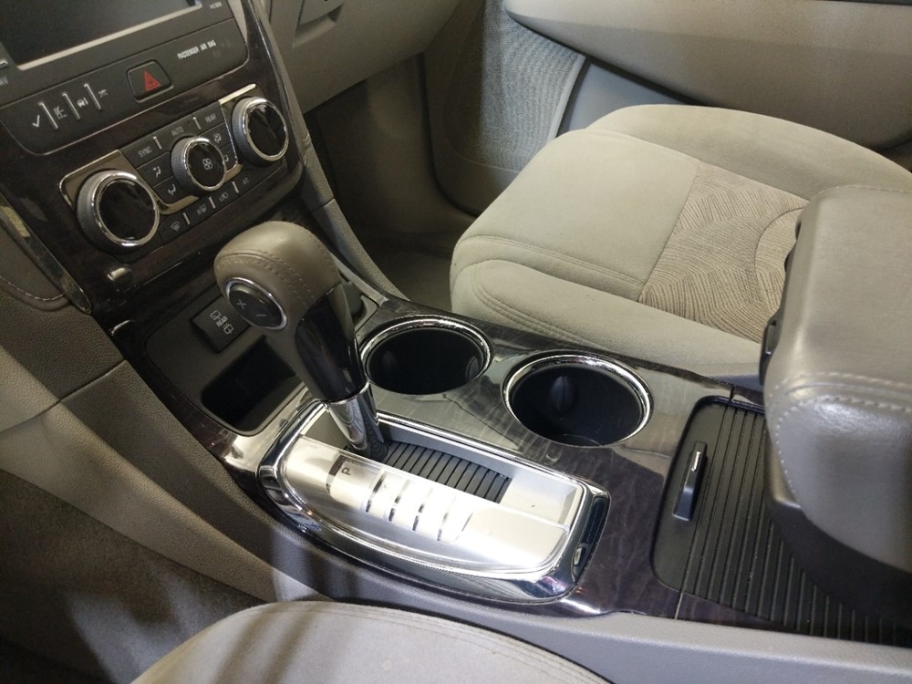 2016 Buick Enclave - Center Console/Cup Holders