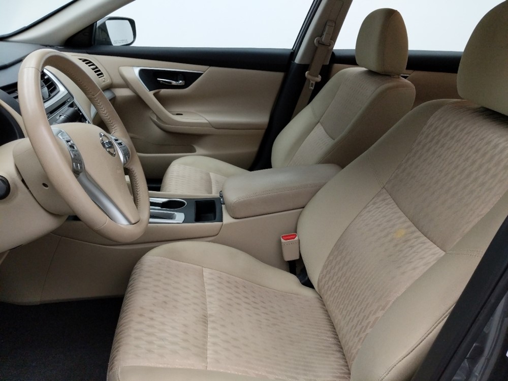2017 Nissan Altima - Driver Front Seat