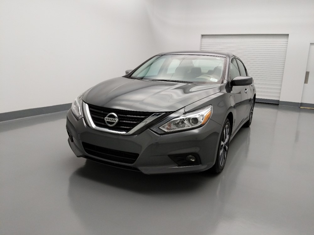 2017 Nissan Altima - Driver Front Hood