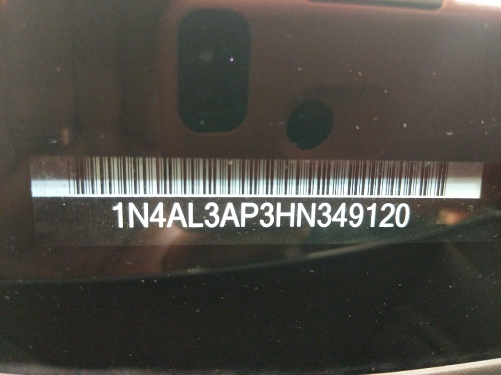 2017 Nissan Altima - VIN Plate