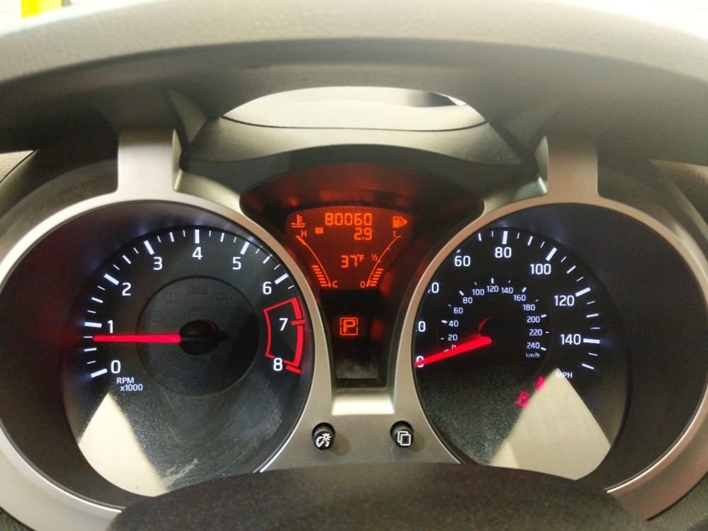 2013 Nissan JUKE - Odometer Close Up