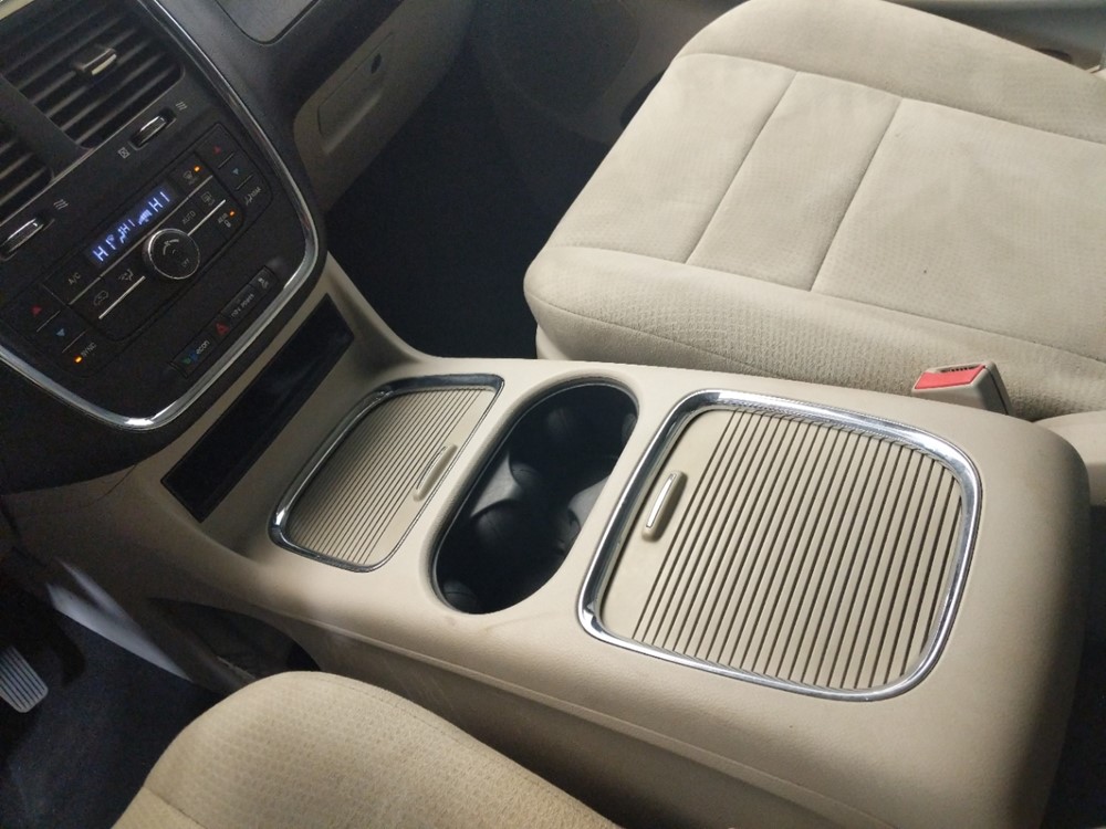 2012 Dodge Grand Caravan - Center Console/Cup Holders