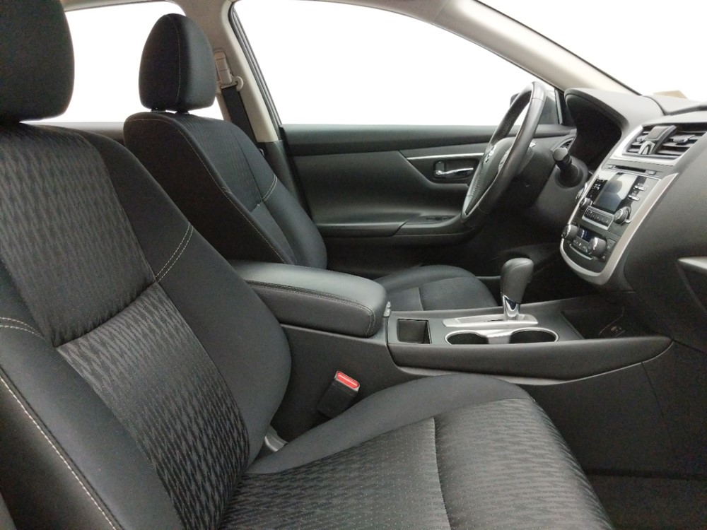 2017 Nissan Altima - Passenger Front Seat