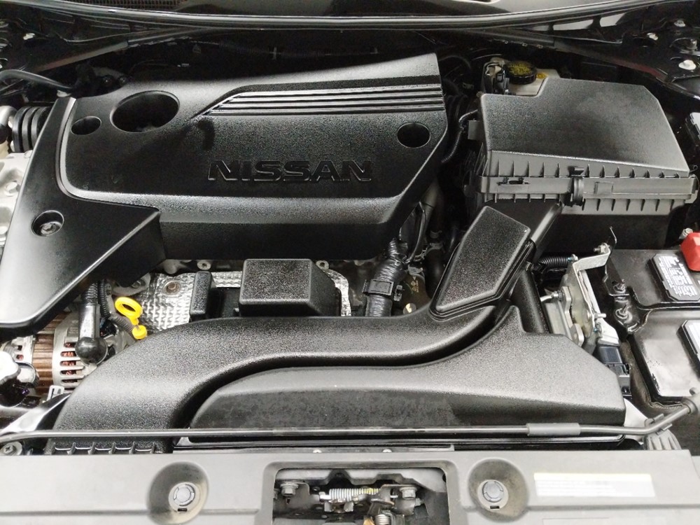 2017 Nissan Altima - Engine
