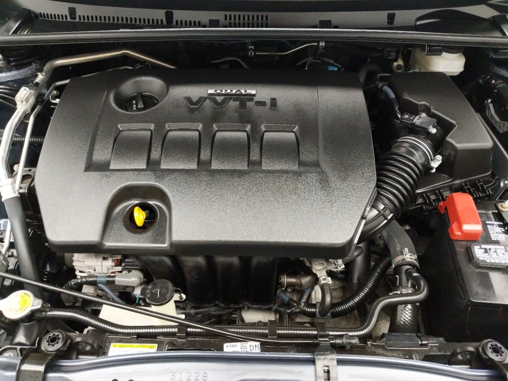 2016 Toyota Corolla - Engine
