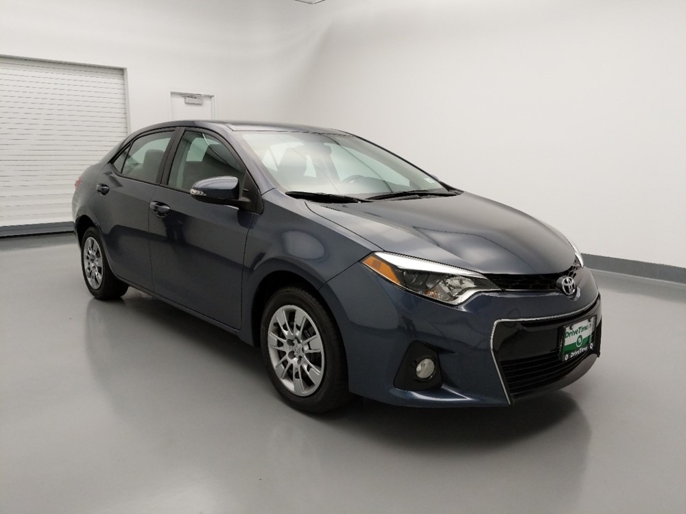 2016 Toyota Corolla - Passenger Front Bumper