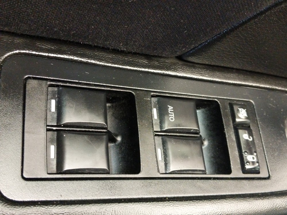 2014 Chrysler 200 - Driver Power Windows/Lock Control
