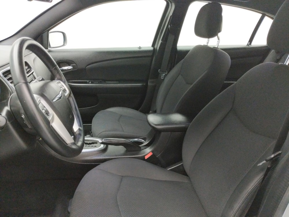 2014 Chrysler 200 - Driver Front Seat