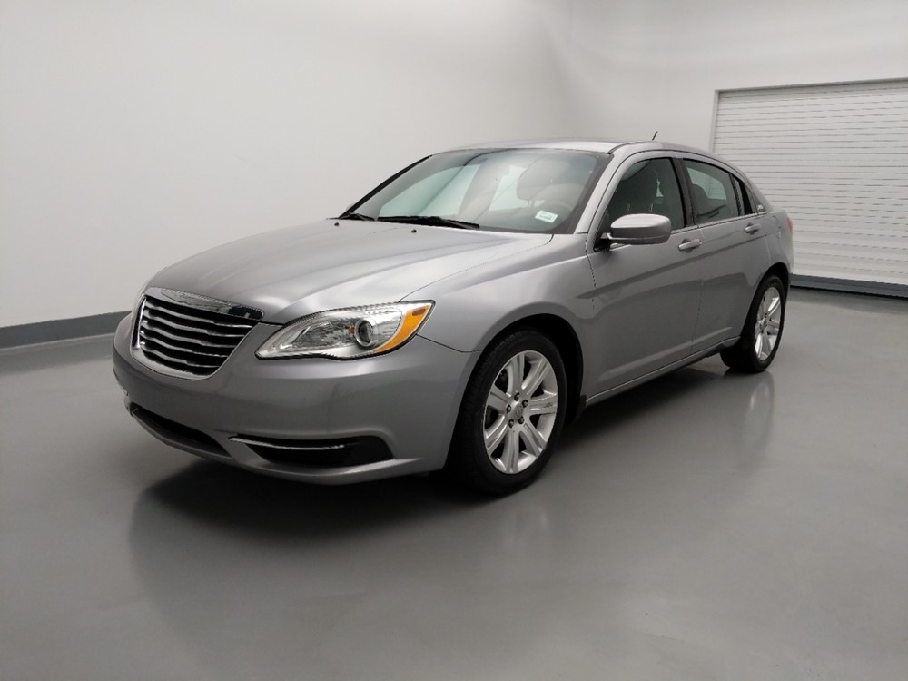 2014 Chrysler 200 - Driver Front Bumper