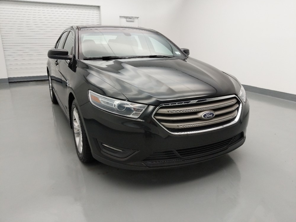 2013 Ford Taurus - Passenger Front Hood
