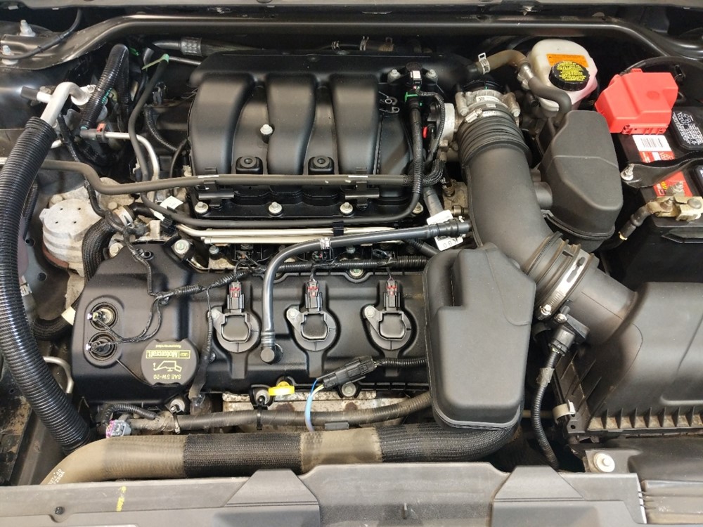 2013 Ford Taurus - Engine