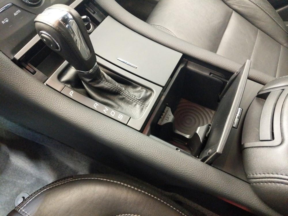 2013 Ford Taurus - Center Console/Cup Holders