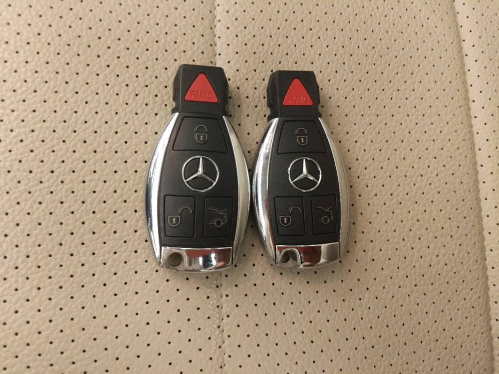 2016 Mercedes-Benz C300 - Keys
