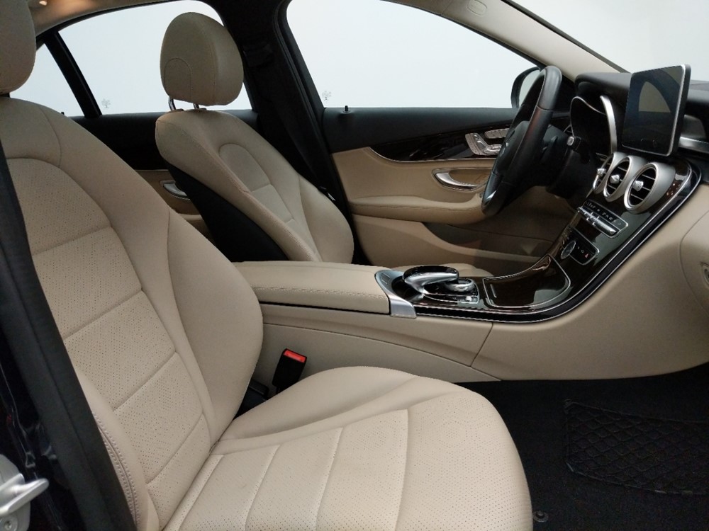 2016 Mercedes-Benz C300 - Passenger Front Seat