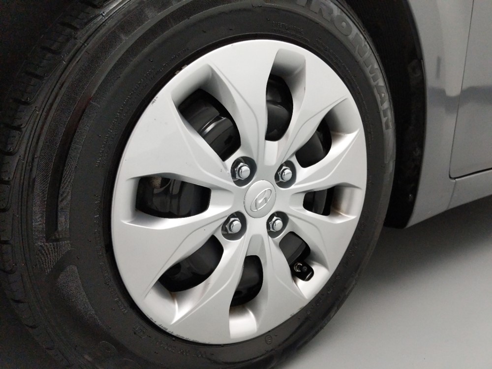 2017 Hyundai Accent - Wheel