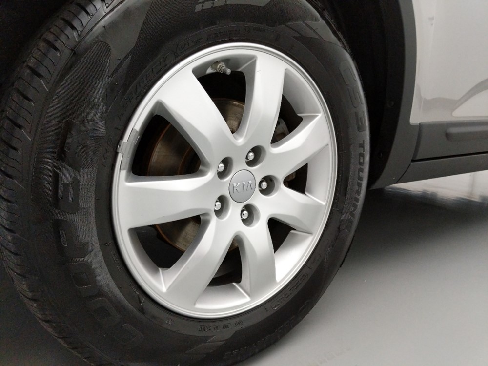 2013 Kia Sorento - Wheel