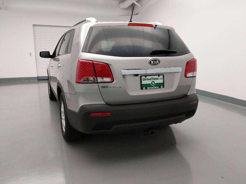 2013 Kia Sorento - Driver Rear Trunk