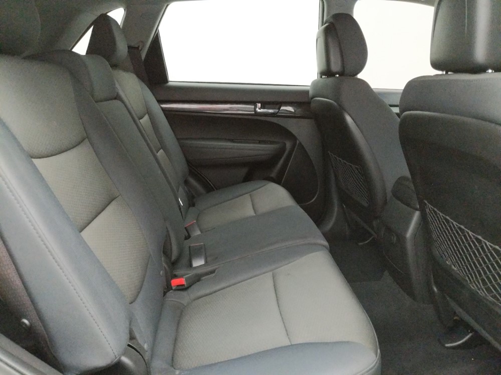 2013 Kia Sorento - Passenger Rear Seat
