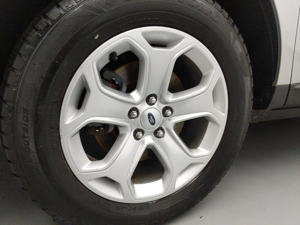 2013 Ford Edge - Wheel