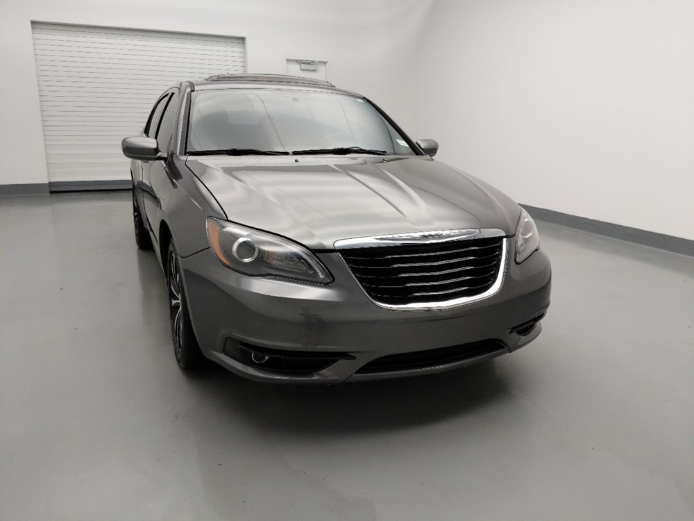 2013 Chrysler 200 - Passenger Front Hood