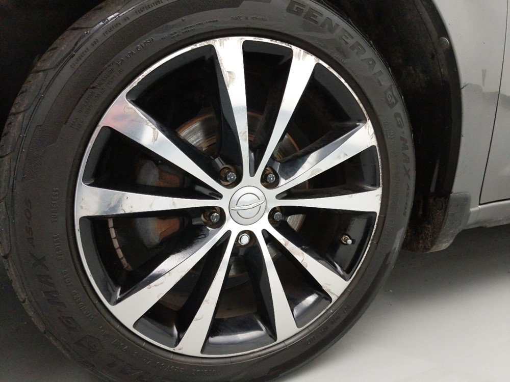 2013 Chrysler 200 - Wheel