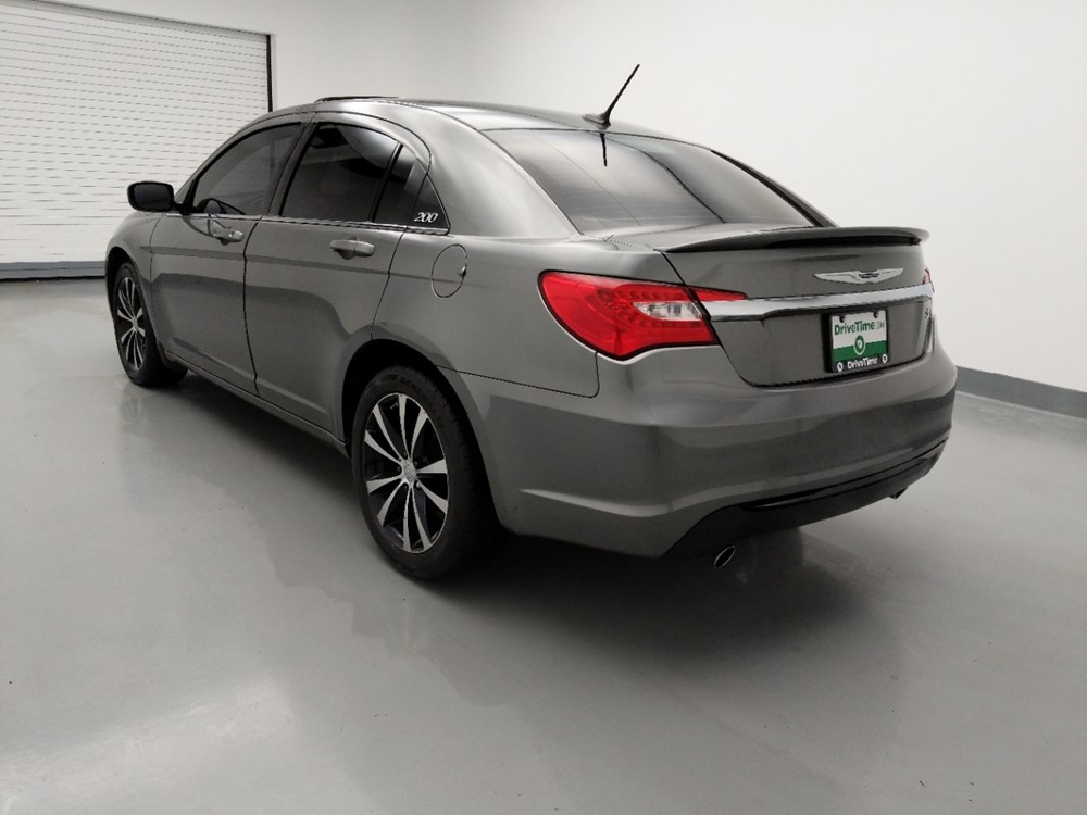 2013 Chrysler 200 - Driver Rear Bumper