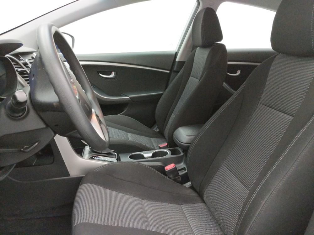 2017 Hyundai Elantra - Driver Front Seat