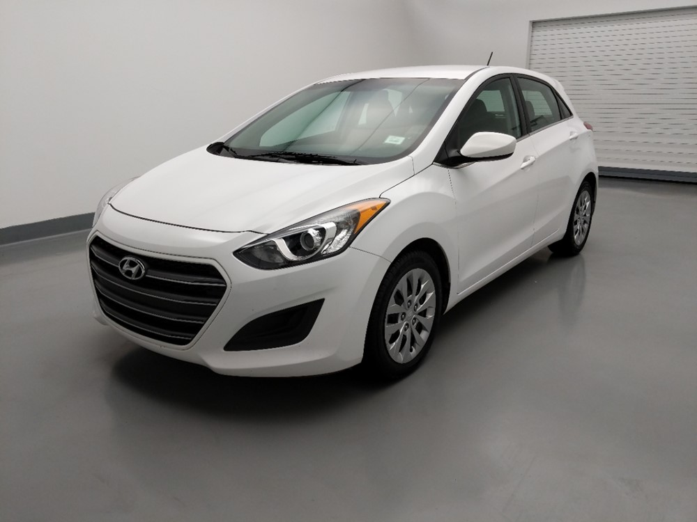2017 Hyundai Elantra - Driver Front Bumper