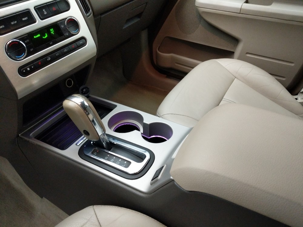 2009 Ford Edge - Center Console/Cup Holders