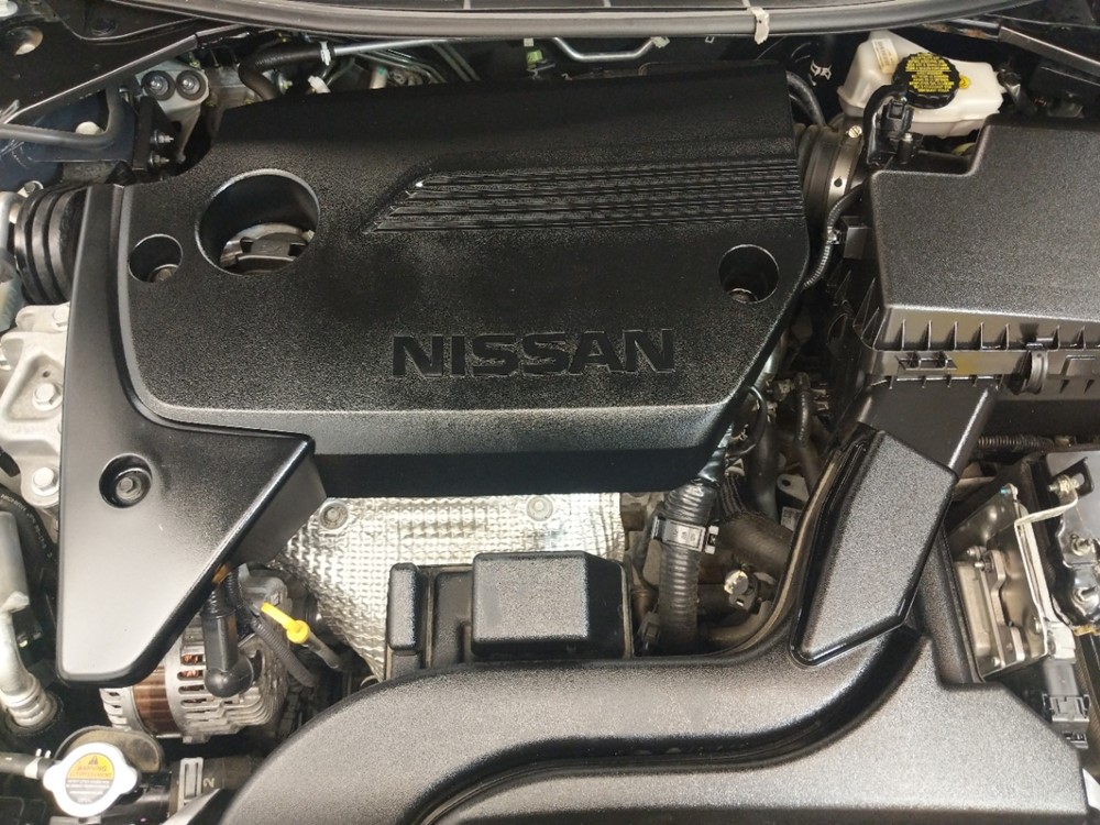 2017 Nissan Altima - Engine
