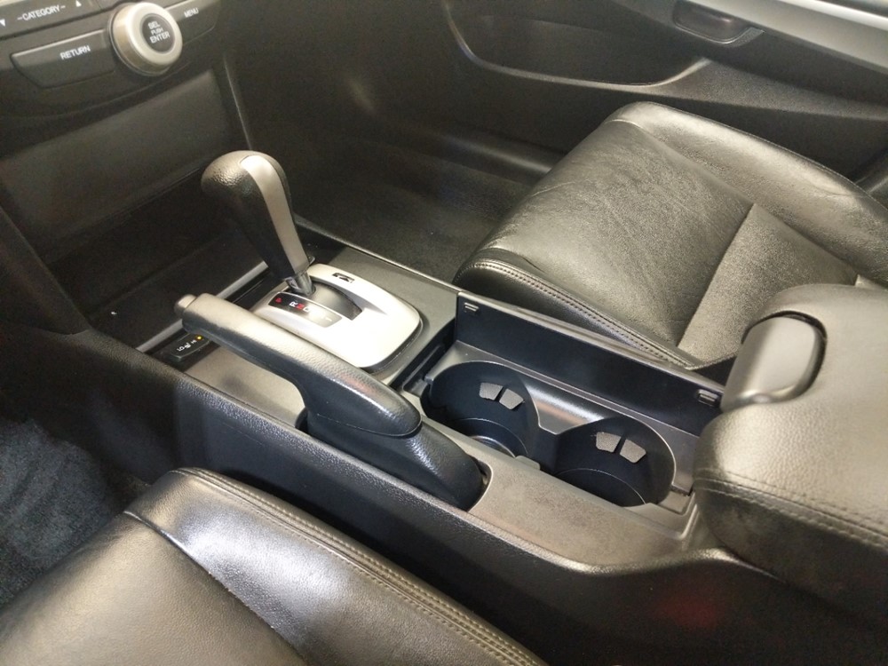 2010 Honda Accord - Center Console/Cup Holders