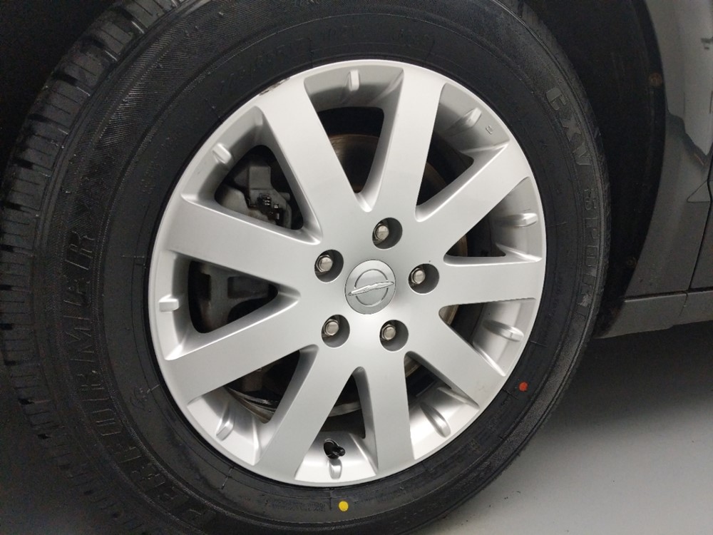 2016 Chrysler Town and Country - Wheel