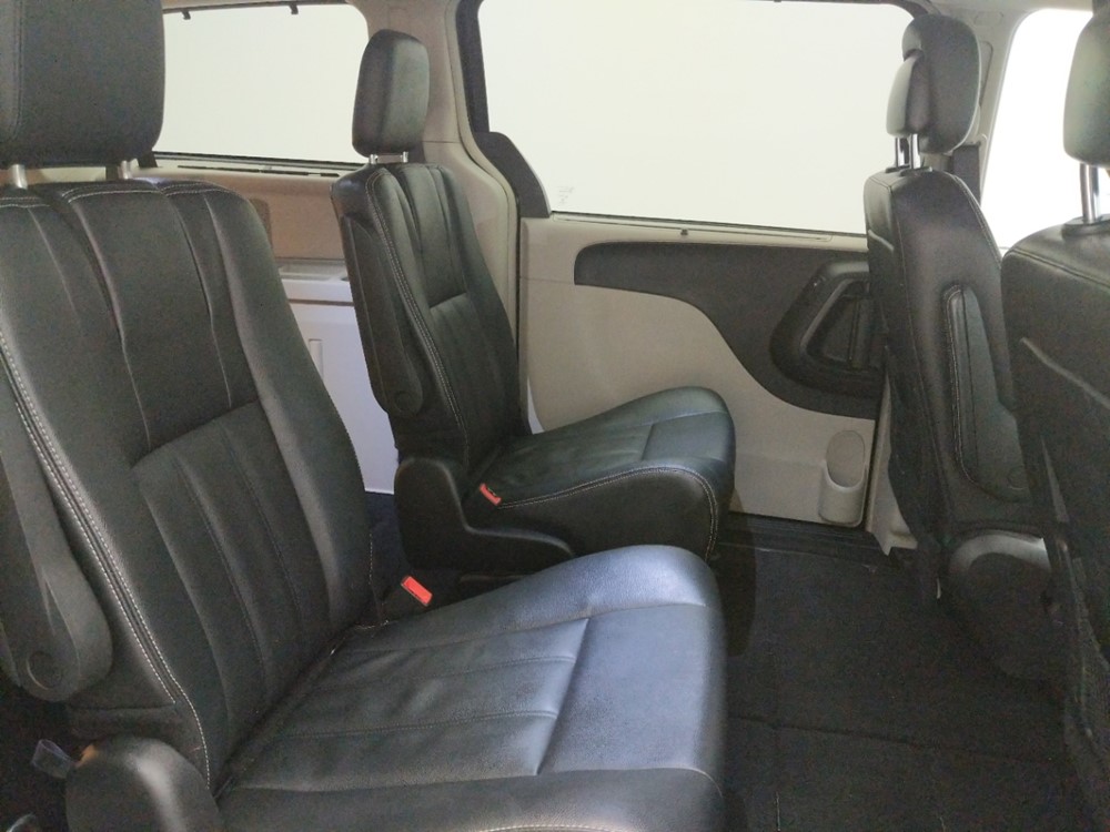 2016 Chrysler Town and Country - Passenger Rear Seat