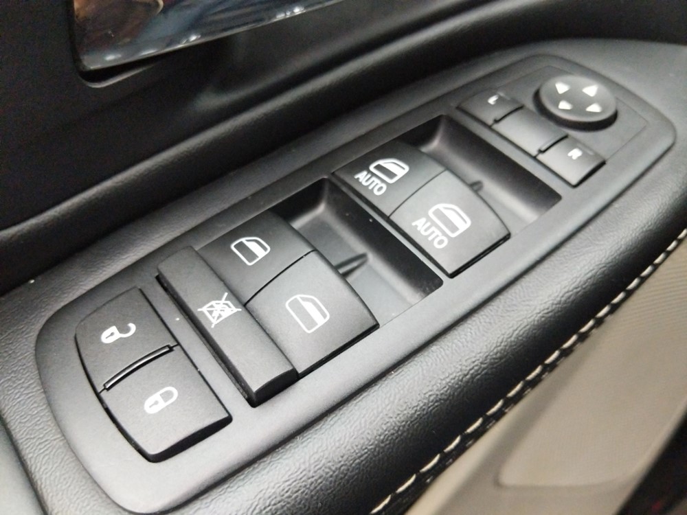 2016 Chrysler Town and Country - Driver Power Windows/Lock Control