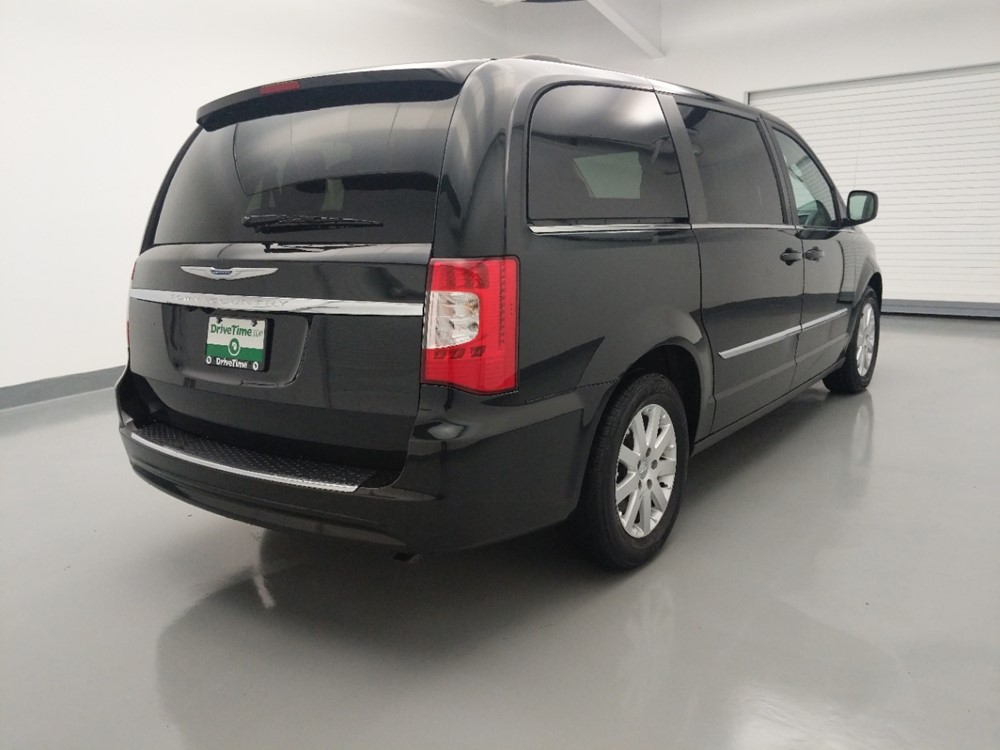 2016 Chrysler Town and Country - Passenger Rear Bumper