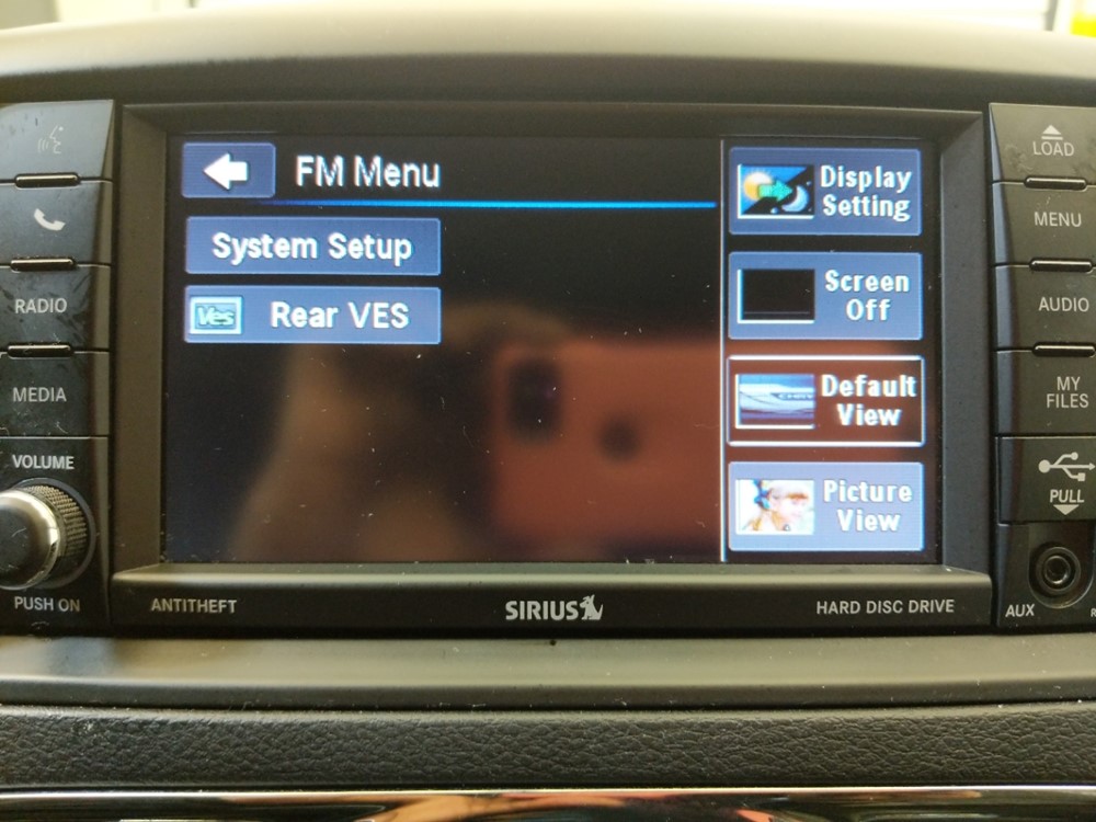 2016 Chrysler Town and Country - Stereo Package