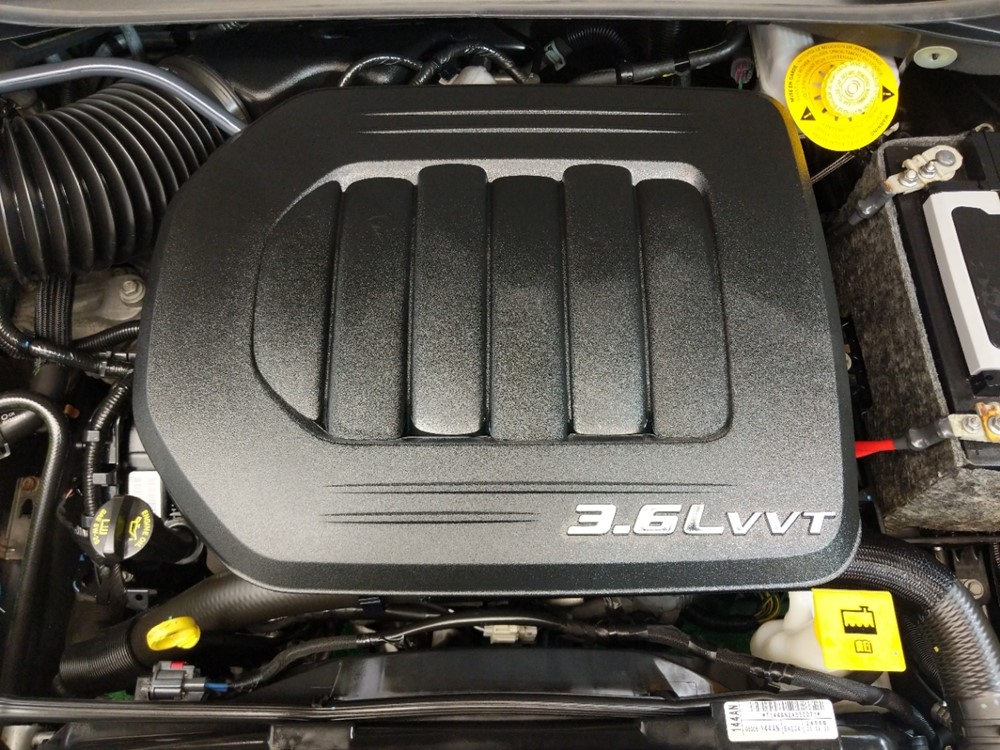 2016 Chrysler Town and Country - Engine
