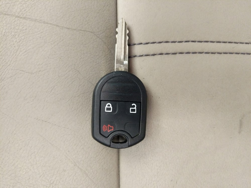 2013 Ford Edge - Keys