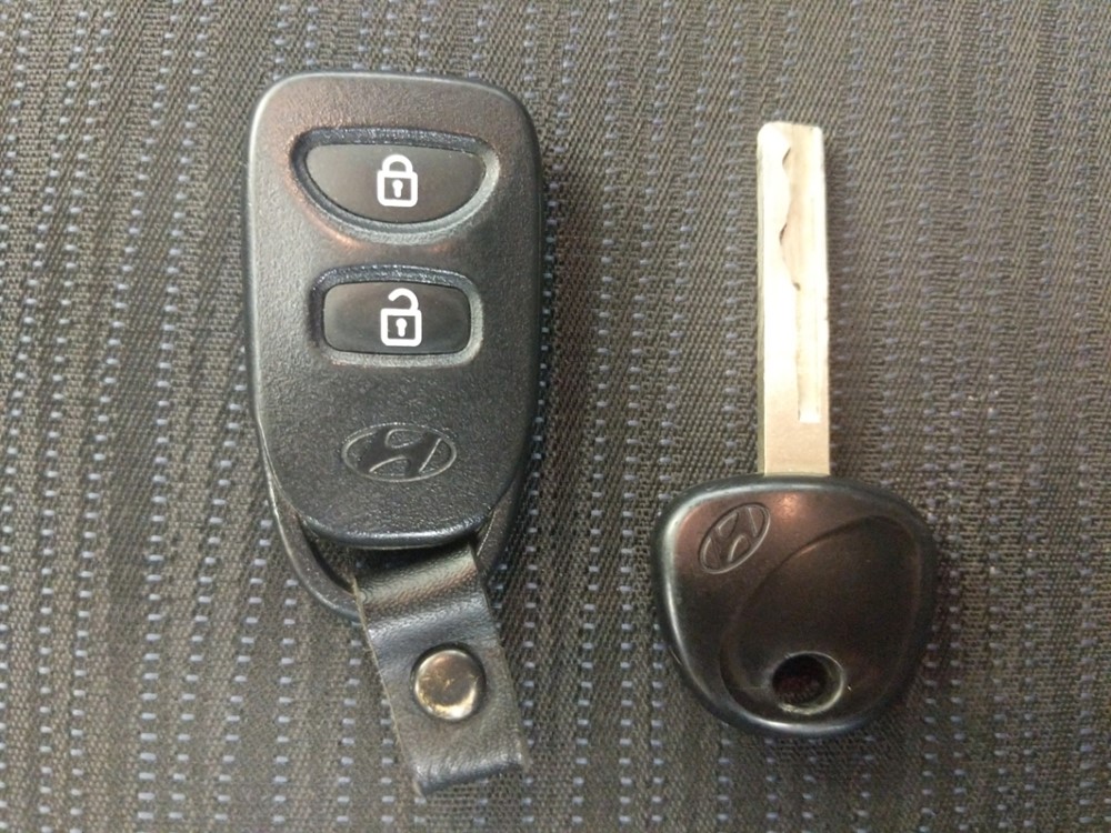 2017 Hyundai Accent - Keys