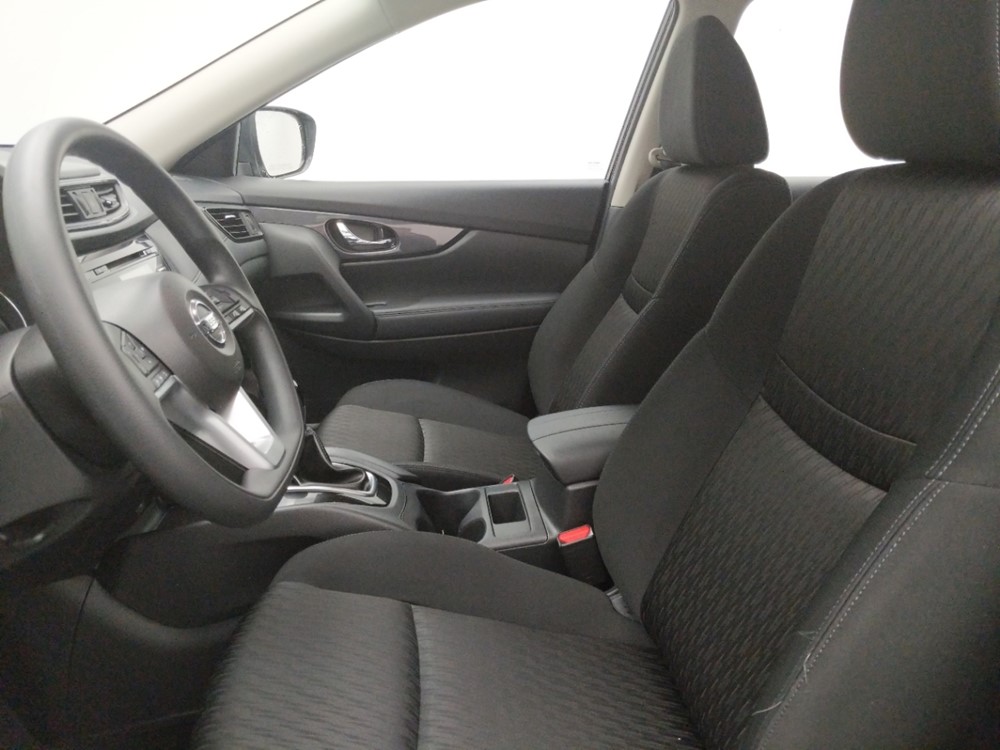 2017 Nissan Rogue - Driver Front Seat