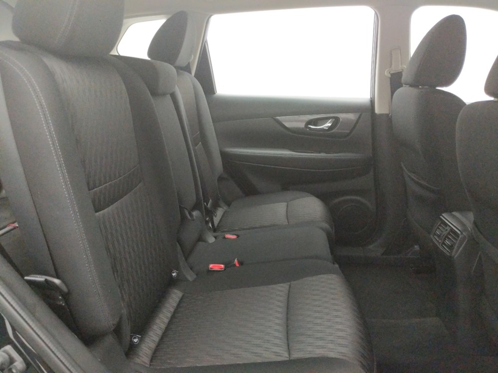 2017 Nissan Rogue - Passenger Rear Seat